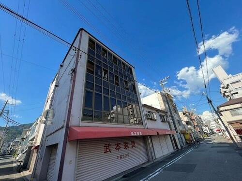 モナハイツ新浜 4階建