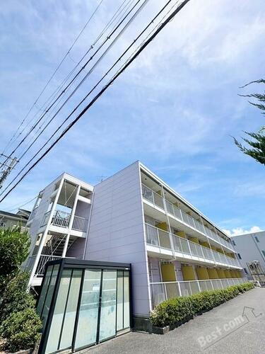 レオパレススカーレット