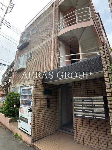 東京都渋谷区本町１丁目 3階建