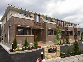 岡山県赤磐市円光寺 2階建 築13年2ヶ月