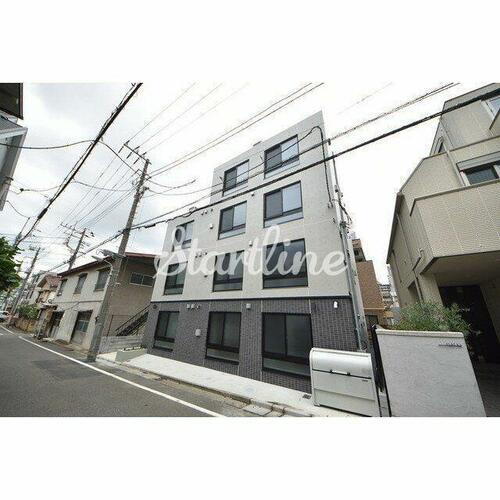 東京都品川区西大井６丁目  4階建