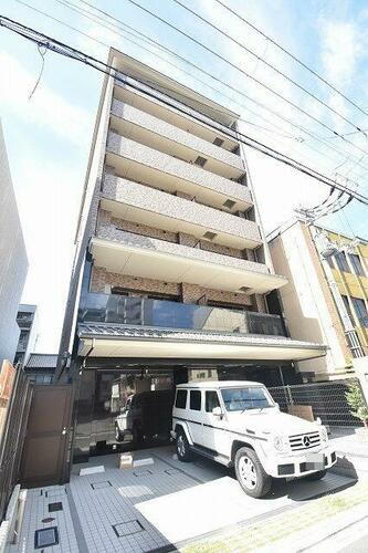 京都府京都市下京区下鱗形町 7階建
