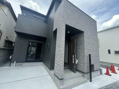 Ｋ－ｖｉｌｌａｇｅ猪名寺　１ 2階建