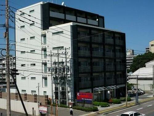 リンブラン 7階建