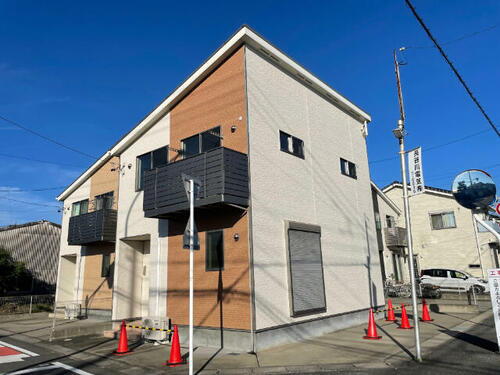 愛知県一宮市あずら２丁目 賃貸一戸建て