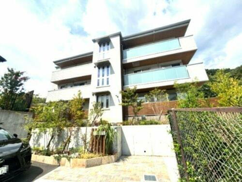 ヴィラ・モーヴ