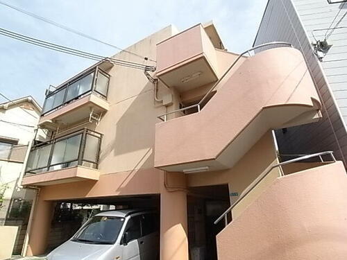 兵庫県伊丹市清水２丁目 3階建