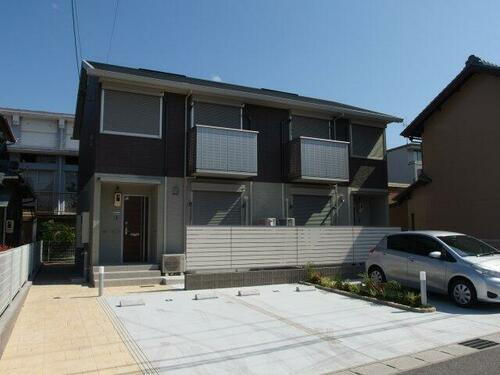 愛知県岡崎市柱町字福部池 テラスハウス