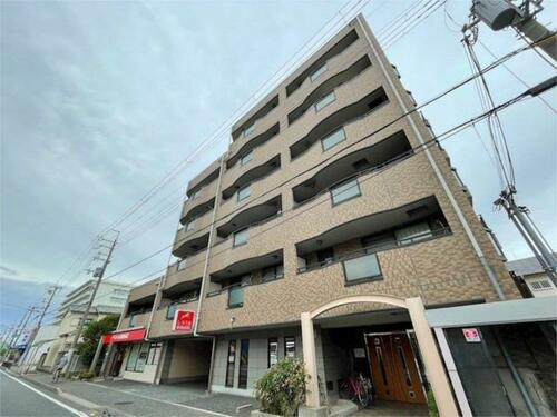 兵庫県尼崎市塚口町２丁目 6階建