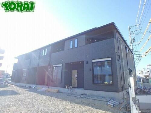 三重県松阪市荒木町 2階建 