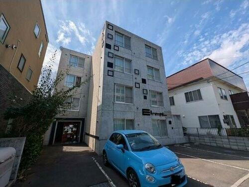 北海道札幌市豊平区水車町６丁目 賃貸マンション