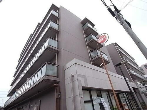 フォンテーヌブロー 7階建