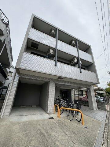 兵庫県神戸市須磨区権現町２丁目 築22年11ヶ月 3階建