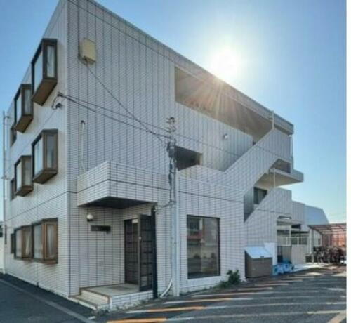 アート八幡町 3階建