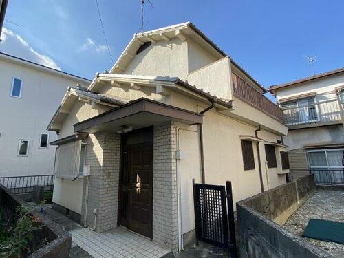 平岡町新在家（４０５－５）貸家 2階建
