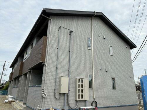 兵庫県姫路市網干区高田  2階建