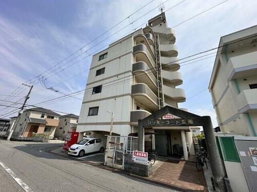 兵庫県姫路市広畑区小松町２丁目 7階建