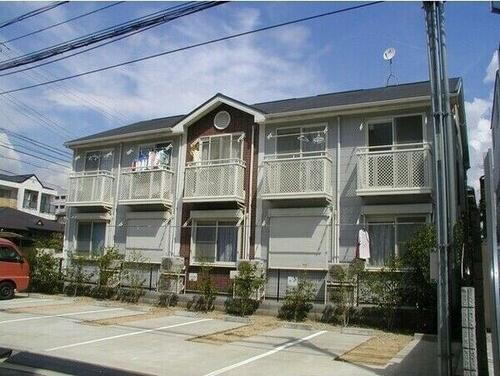 兵庫県西宮市甲子園浦風町 2階建
