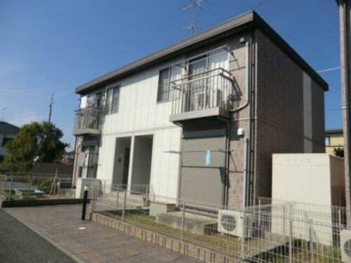 ファミールガーデン　Ｄ 2階建