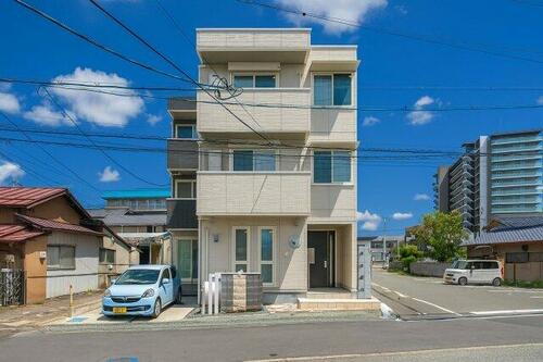 Ｇｒａｎｄｅ　ｃｈｏｕｃｈｏｕ　Ｍｏｎｉｃａ