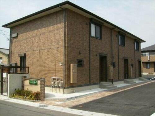 オークスコート西新在家　Ａ棟 2階建
