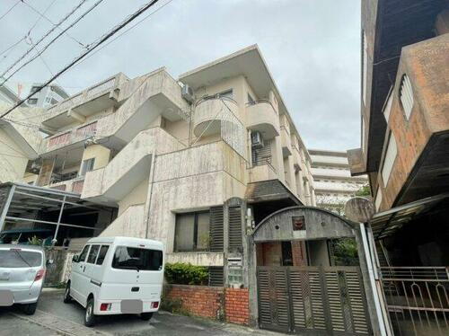 沖縄県那覇市長田２丁目 賃貸アパート