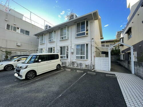 クイーンズコート西灘 2階建