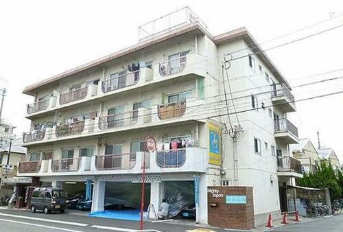 コーポ白峰 4階建
