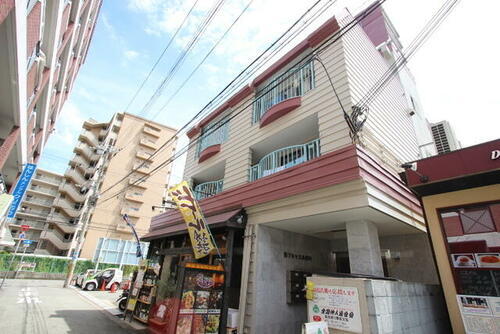 第７キャスル塚口 3階建