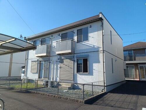三重県松阪市嬉野中川新町２丁目 テラスハウス