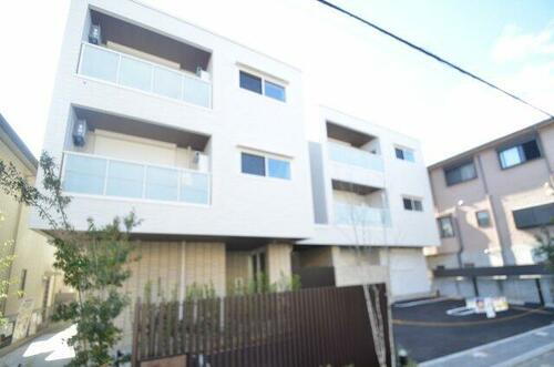 Ｓｈａ　Ｍａｉｓｏｎ　Ｅａｂｈａ（エイヴァ） 3階建