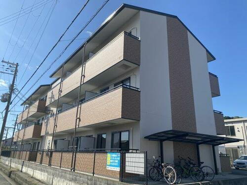兵庫県姫路市勝原区朝日谷 3階建