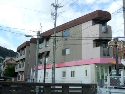 兵庫県神戸市東灘区岡本１丁目 3階建 築40年11ヶ月