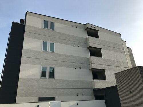 ウェルスクエア芦屋 4階建