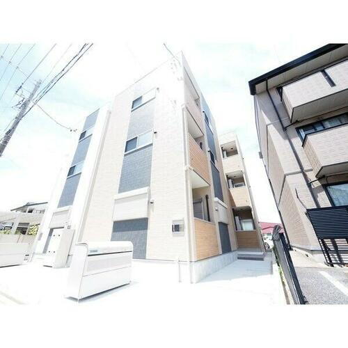 愛知県名古屋市中川区柳森町 3階建