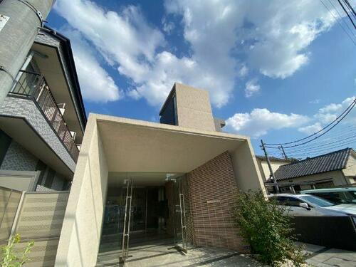 千葉県市川市大洲４丁目 賃貸マンション