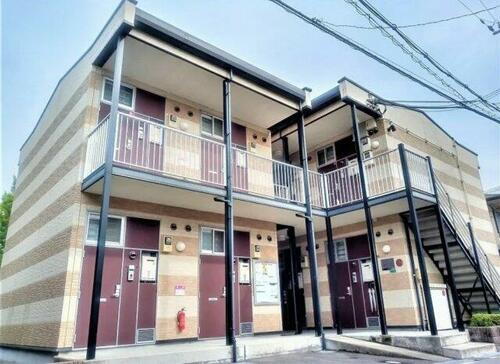 レオパレスハピネス 2階建