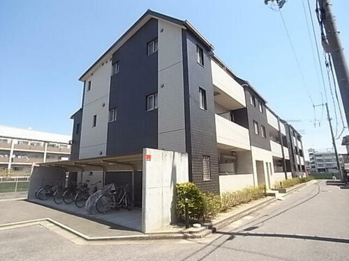 兵庫県西宮市門戸東町 3階建