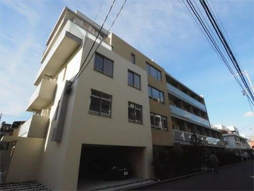 グランパーク方南町レジデンス 5階建