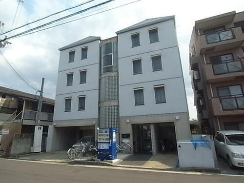ロイヤルメゾン園田Ⅲ 4階建