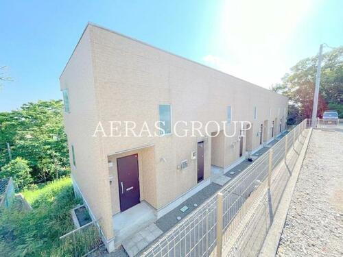 リブリ・ＳＵＮ・ＴＥＲＲＡＣＥ 2階建
