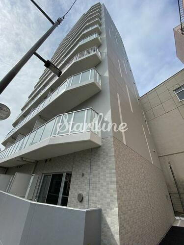 東京都台東区千束４丁目  13階建