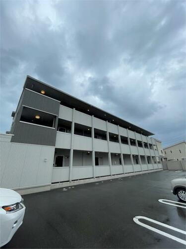 兵庫県姫路市神屋町２丁目 3階建