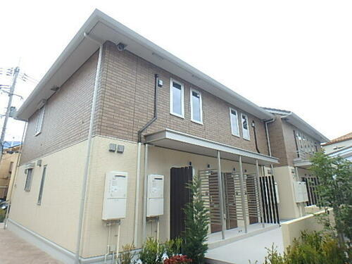 兵庫県伊丹市池尻３丁目 2階建 築8年5ヶ月