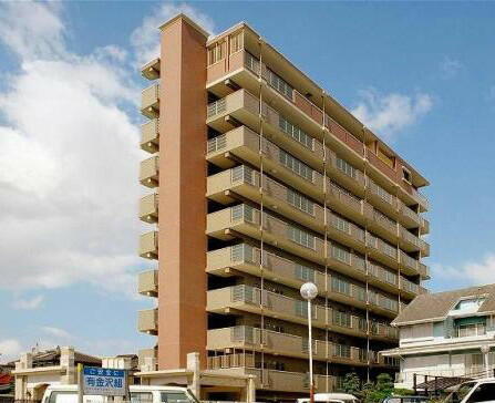 福岡県福岡市博多区吉塚４丁目 賃貸マンション