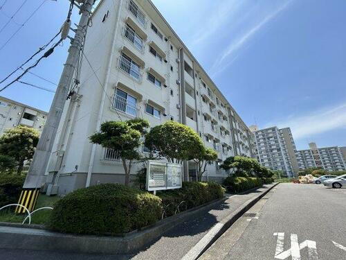 名谷８団地４１号棟 5階建