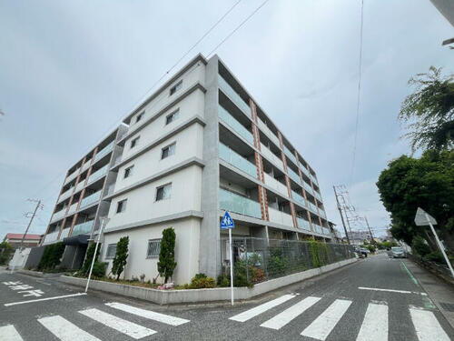 神奈川県小田原市南鴨宮３丁目 賃貸マンション