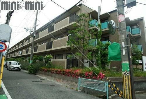 ピンリーブルⅡ 3階建