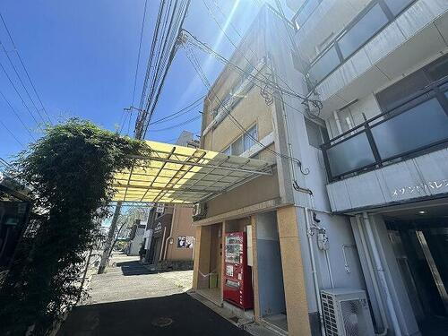 松本ビル 3階建