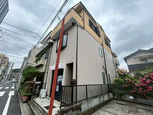 生麦戸建て 3階建